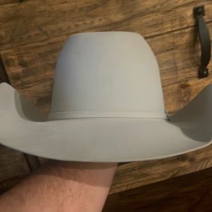 Larry Mahan’s by Milano Hat Co. 30x Felt Silverbelly cowboy hat